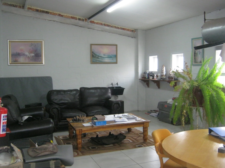 To Let Commercial Property for Rent in George Park Western Cape